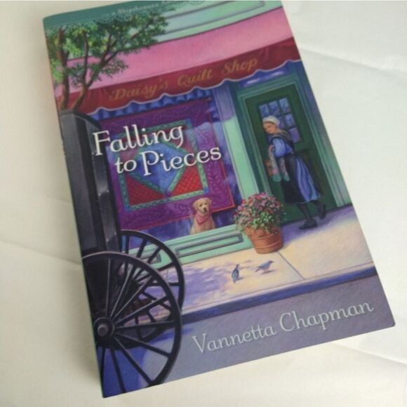 $ Vannetta chapman Amish themed Falling to pieces book. - Picture 1 of 7